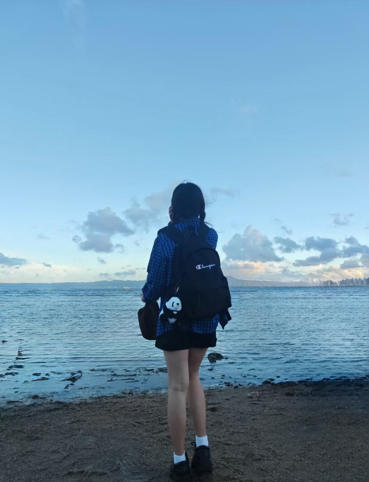 室外场景消除后画面干净整洁