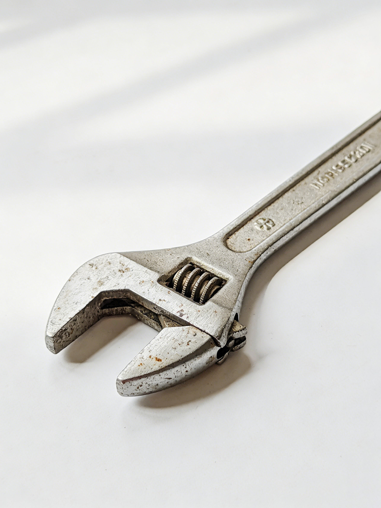 扳手精修前表面磨损有锈点