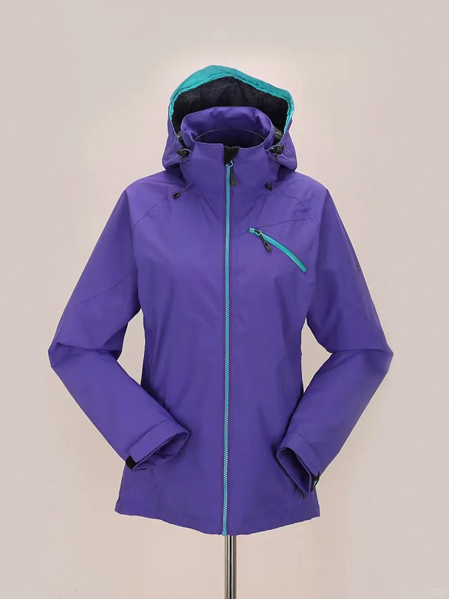 渲染精修前的产品