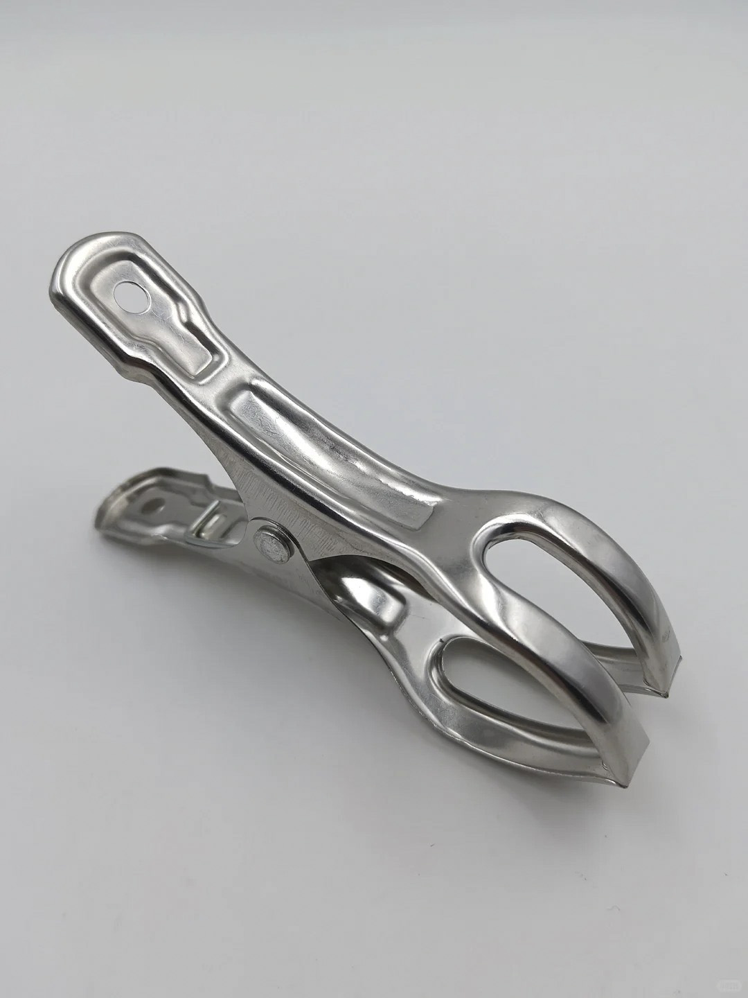 精修前的产品图