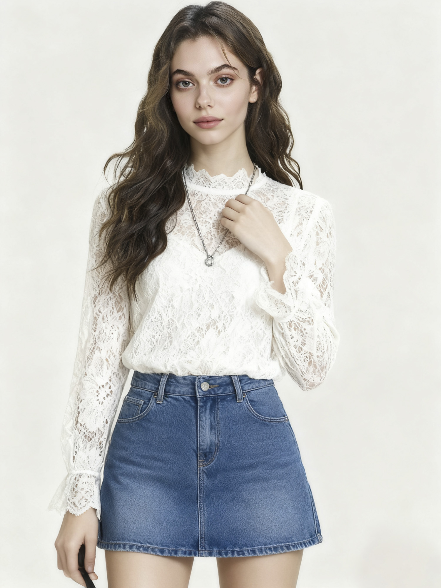 女模特原图穿白色蕾丝上衣和牛仔短裙