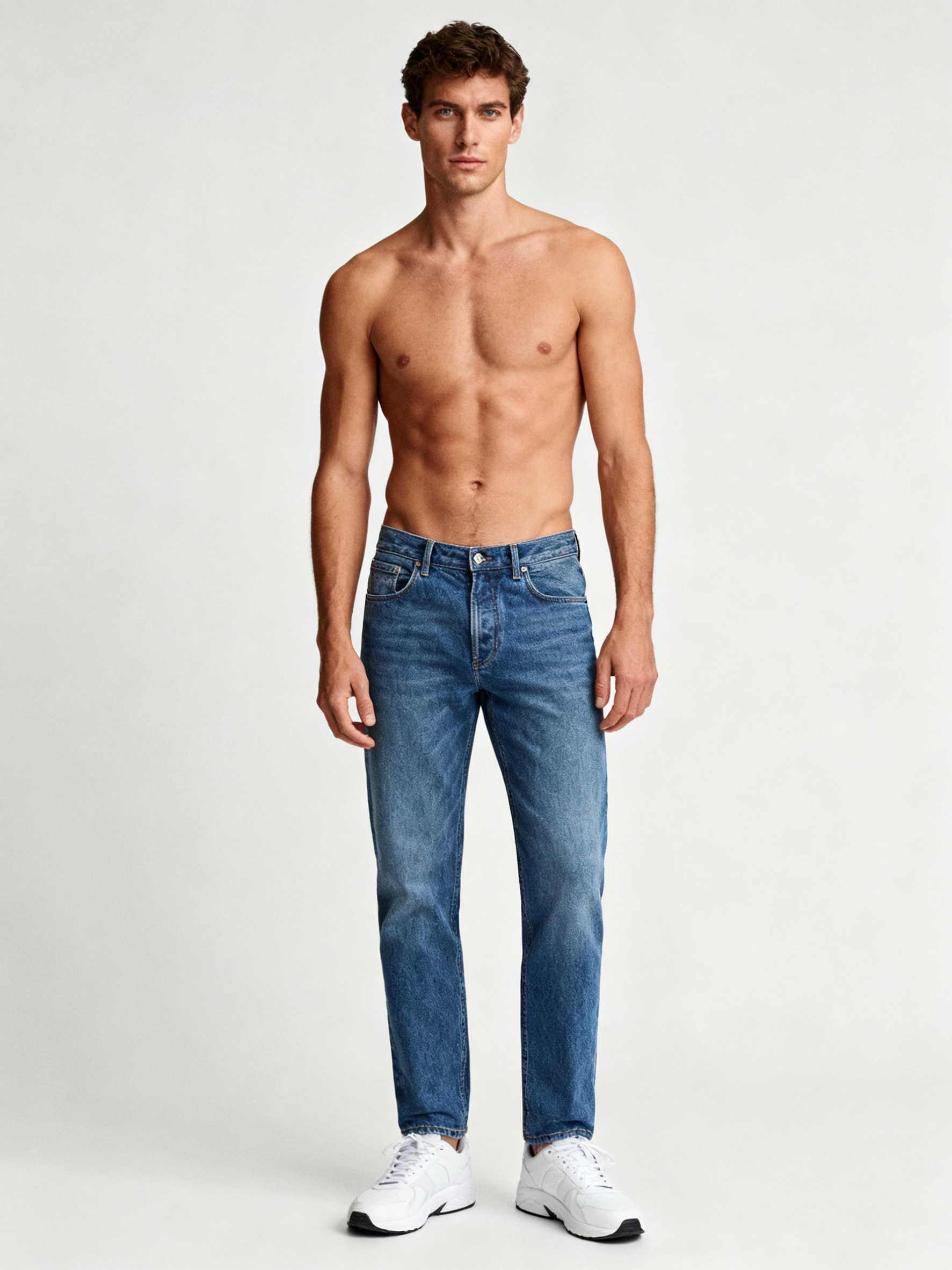 模特穿原始服装