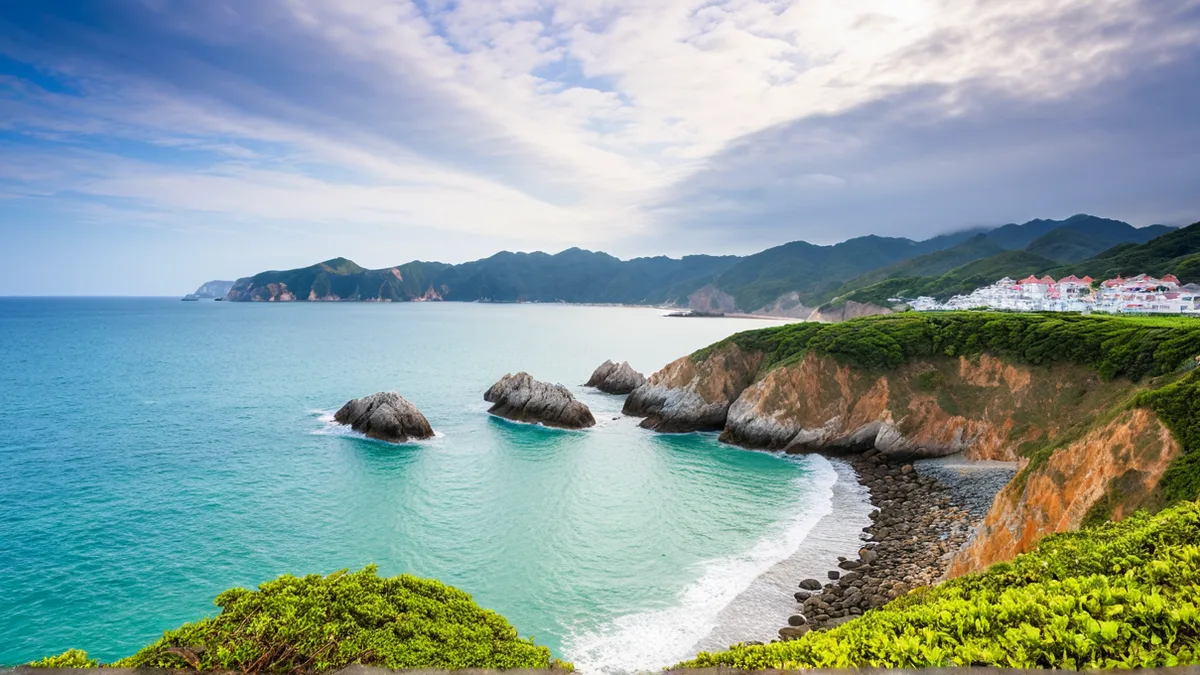 逆光和阴天旅行照补救的修图前后对比